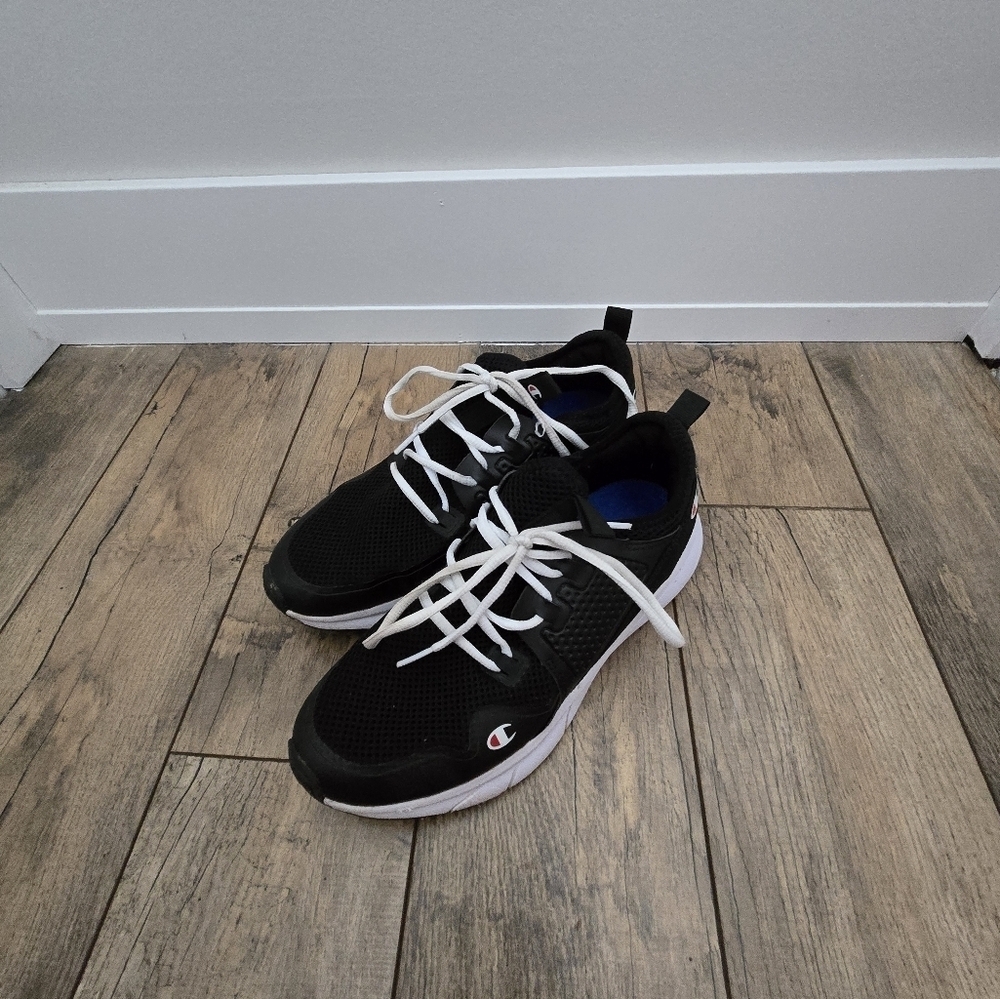 CHAMPION black and white 8w womens sneakers 1724008